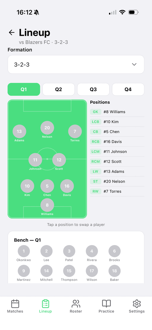 MatchDay Coach lineup builder showing player positions on a soccer pitch